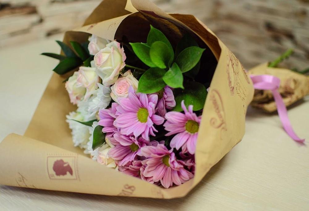 Букет цветов из: Розы и Хризантемы в Прогрессе Ставропольского края