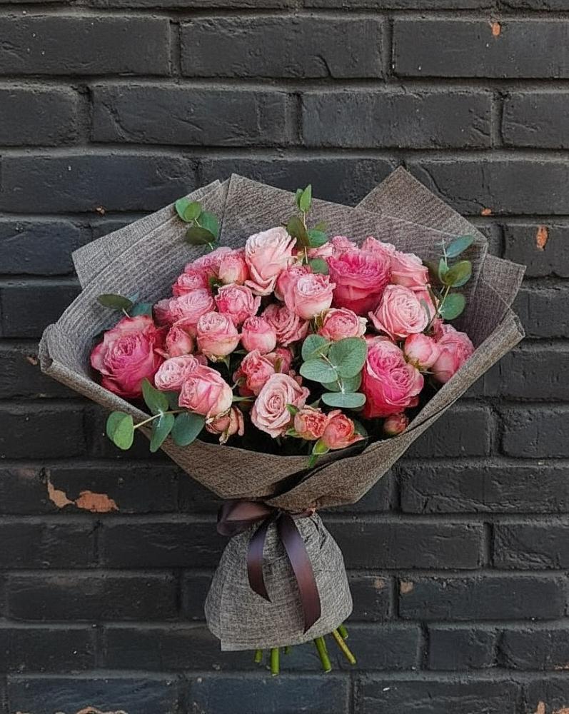 Букет цветов из: Розы в Прогрессе Ставропольского края