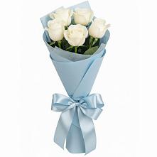 Букет 5 Белых роз Проуд в Прогрессе Ставропольского края