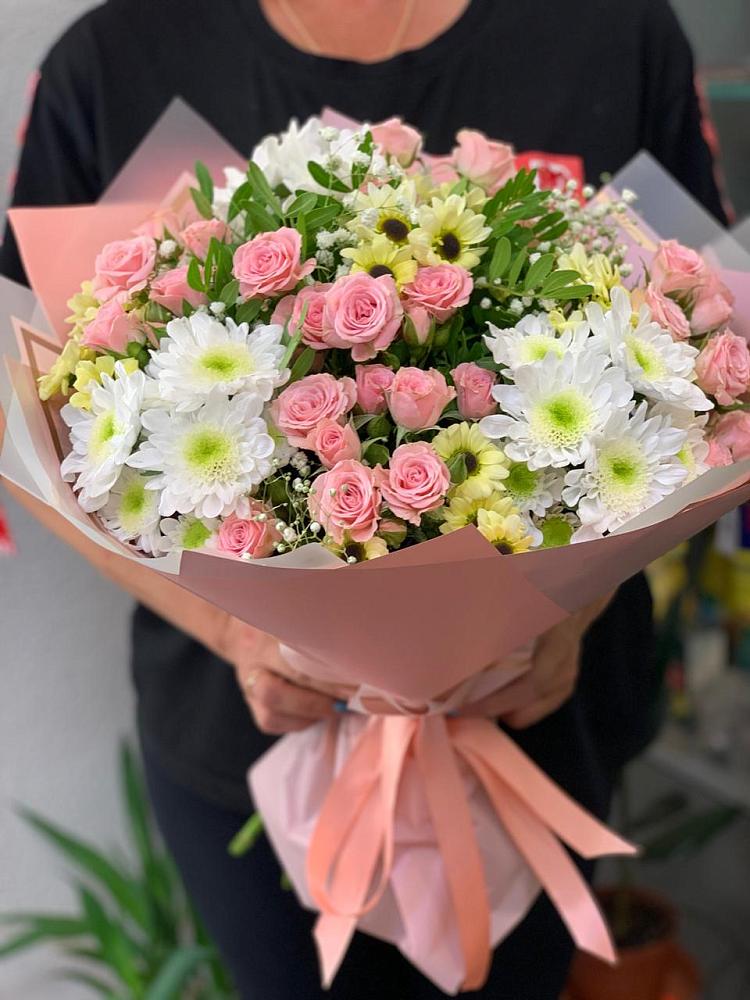 Букет цветов из: Розы и Хризантемы в Прогрессе Ставропольского края