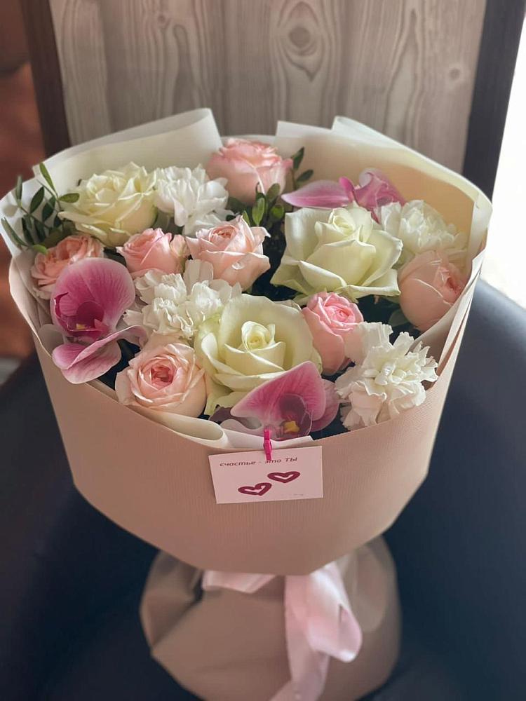 Букет цветов из: Орхидеи, Розы и Гвоздики в Прогрессе Ставропольского края