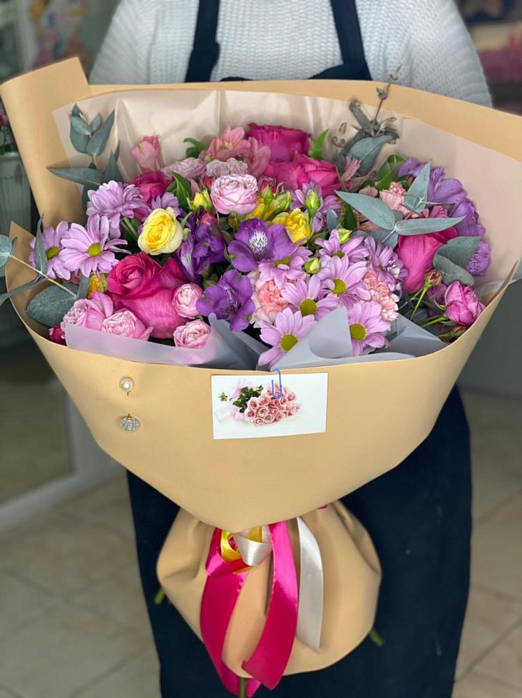 Букет цветов из: Хризантемы, Гвоздики и Альстромерии в Прогрессе Ставропольского края