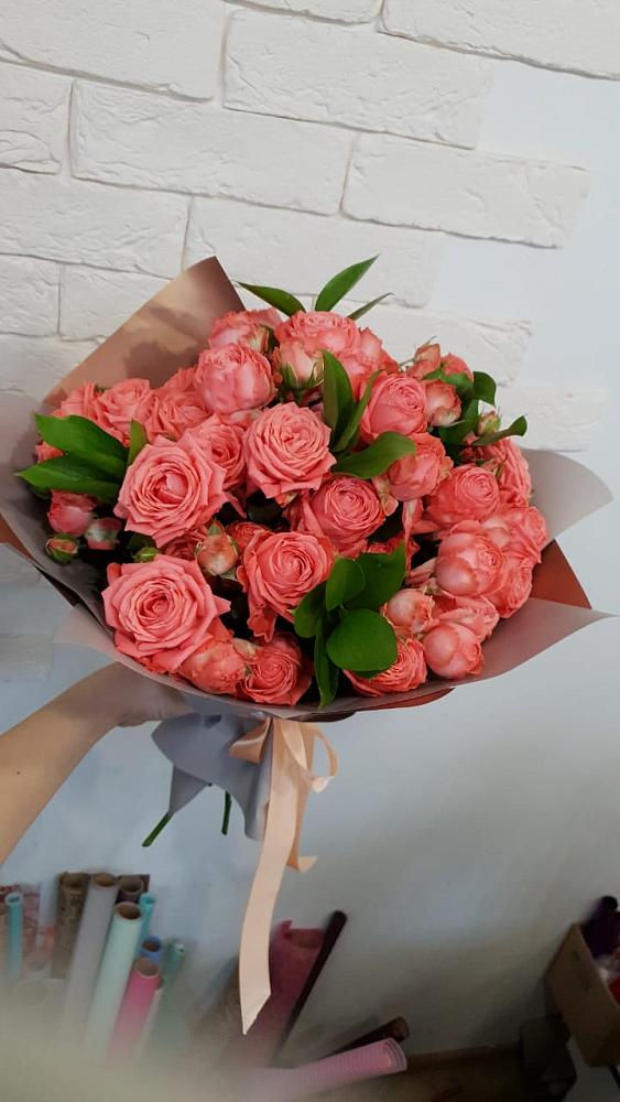 Букет цветов из: Розы в Прогрессе Ставропольского края