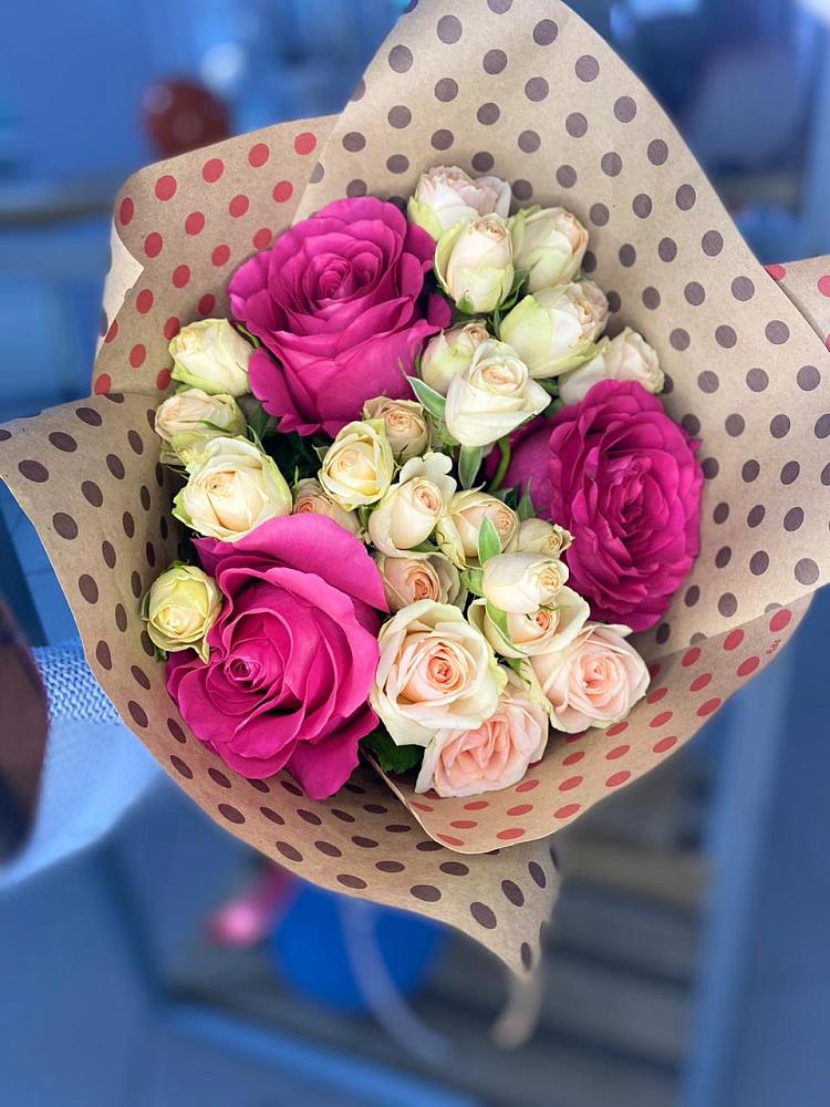 Букет цветов из: Розы в Прогрессе Ставропольского края