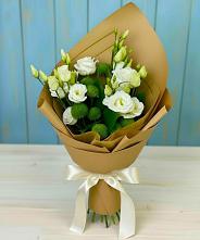 Букет цветов из:  Хризантемы и Лизиантусы #REPLACE_PRED# Прогрессе Ставропольского края