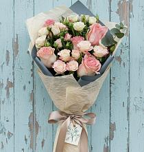 Букет цветов из:  Розы в Прогрессе Ставропольского края