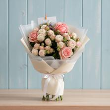 Букет цветов из:  Розы в Прогрессе Ставропольского края